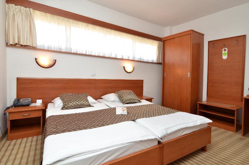 Hotel Neboder Rijeka Exteriér fotografie